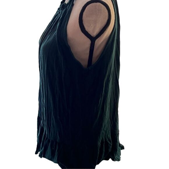 Hunter Green Sleeveless Top Size Large Flowy Top - Picture 2 of 4